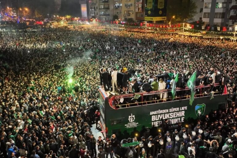 kocaelispordan-kadikoye-cikartma-biletler-3-dakikada-satildi-wbS3QWbm.jpg